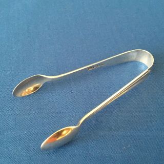 Vintage Solid Silver Sugar Tongs By Elkington & Co Dated 1946 - 9cm In Length