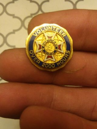- Vintage Vfw Volunteer Auxiliary Pin (over 2000 Hours)