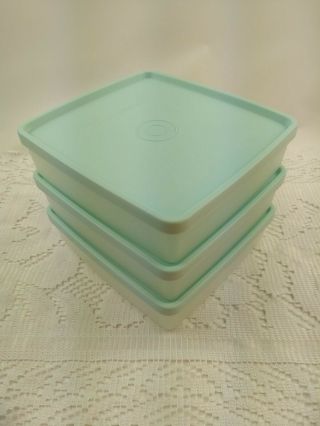 Set Of 3 Vintage Tupperware 670 Sandwich Keepers With 671 Lids Pastel