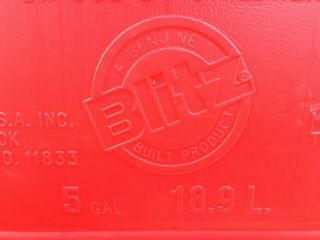 Vintage Blitz 5 Gallon Vented Gas Can Model 11833 Old School Pre Ban MADE IN USA 5