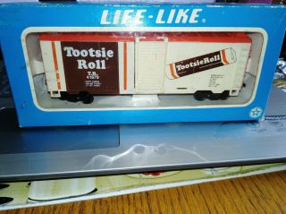 Vintage Life - Like Ho Scale 8485 Tootsie Roll Box Car