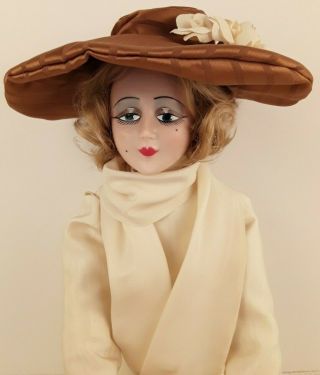 1920 ' s Look Flapper Boudoir Doll Exotic Eyes Pert Face Blond Hair 24 