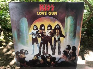Vintage Kiss Love Gun 1977 Album Lp Vinyl Record