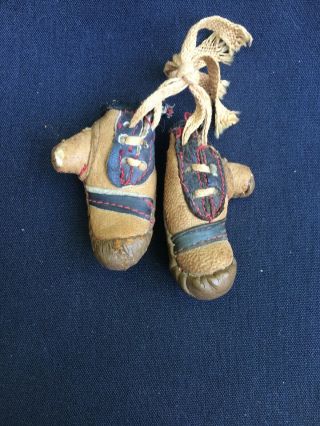 Vintage Leather Boxing Gloves - Antique Old Sports Miniature Salesman Sample Toy 2