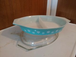 Vintage Pyrex Turquoise Snowflake Divided Serving Dish W/Lid 1 1/2 Qt MINTY 5