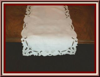 Fabulous Vintage Madeira Hand Embroidered Table Runner With Great Cutwork