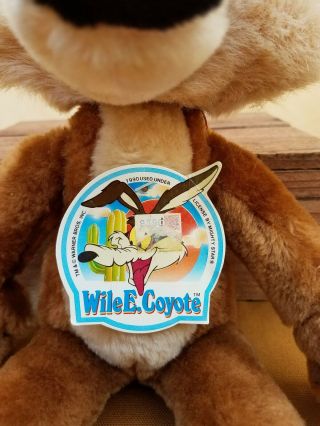 Wile E Coyote Plush 24k mighty star 1990 18 