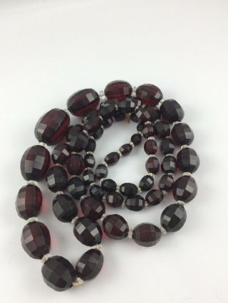 Vintage Estate Cherry Amber Bakelite Faceted Red Bead Necklace 32” 60 Grams 5