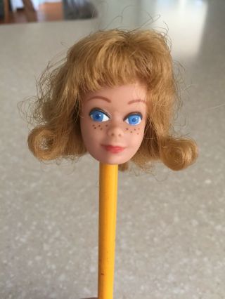 Vintage Midge Doll 860 Head Only - - Blonde Hair Flip