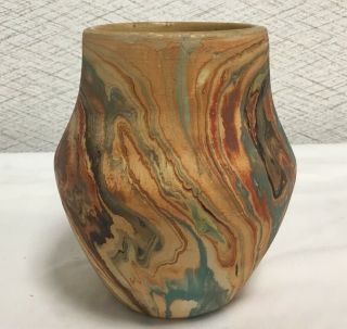 Vintage Stamped Nemadji Pottery Vase 124 Swirl Art Pottery Vase 4 7/8” Tall 4