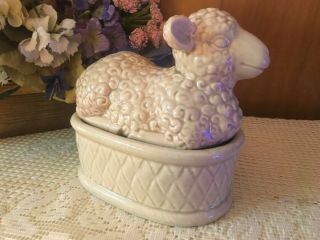 Adorable Rare Vintage Lamb Butter Dish with Lid 2