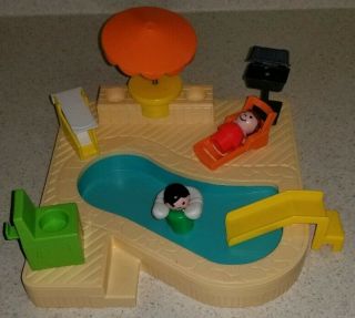 Vintage Fisher Price Little People Swimming Pool 2526 Near Complete