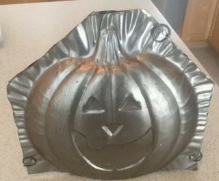 Vintage Tin Metal Pumpkin Jack O Lantern Cake Candy Mold