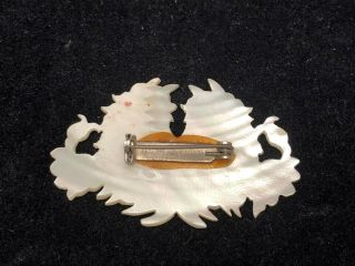 VINTAGE CARVED MOTHER OF PEARL DOUBLE HORSE HEAD PIN BROOCH 2