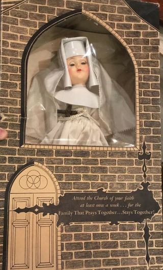 Vintage 1954 Nun Doll With Rosary D&d Mfg.