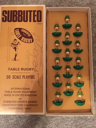 Subbuteo International Rugby Team Ireland R4 00 Scale Players Vintage