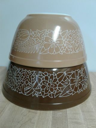 Vintage Pyrex Nesting Mixing Bowls Woodland 402 & 403 Set Of 2