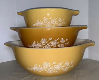 Vintage Pyrex Butterfly Gold 2 Cinderella Mixing Nesting Bowls Set Of 3