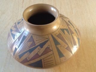 Vintage Native American Pueblo Indian Mata Ortiz Pot by B.  Soto - Pre - Owned. 4