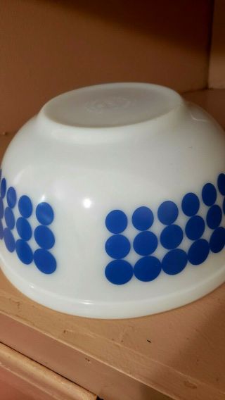 Vintage Pyrex Blue Polka Dot 403 Ovenware 2 - 1/2 qt Mixing Nesting Bowl 7