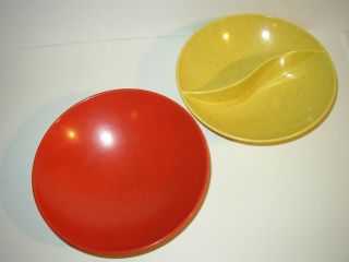 Set Of 2 Vtg Holiday By Kenro Yellow Specked Divided & Orange Serving Bowls 9 "