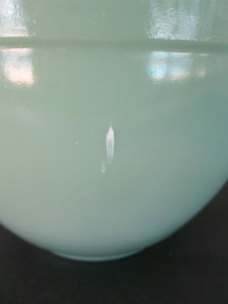 Vintage FIRE KING ANCHOR HOCKING Jadeite Mixing Bowl Pour Spout/Handle 2.  5 Quart 4