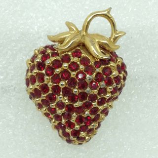 Ciner Vintage Strawberry Brooch Pin Red Glass Pave Rhinestone Fruit Jewelry