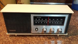 Vintage Panasonic Radio Am Fm Model Re - 6283 Ac 120v Beige Black Retro