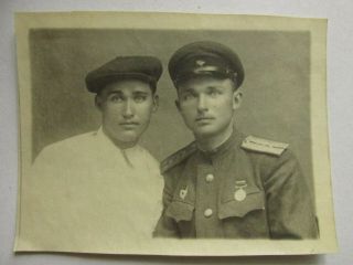 Russian soldiers uniform beefcake man two brothers 1944 WW2 vintage photo 2