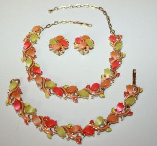 Vintage Thermoset Lucite Choker Necklace Bracelet Earrings 3 Piece Set