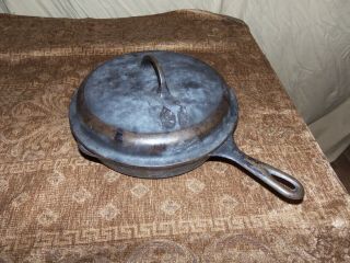 Vtg.  No 8 Wagner Ware 10 " Cast Iron Skillet With Lid - Nicely Seasoned