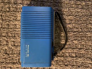 Vintage Philco Ford R - 131 Blue Solid State Transistor Fm / Am Radio