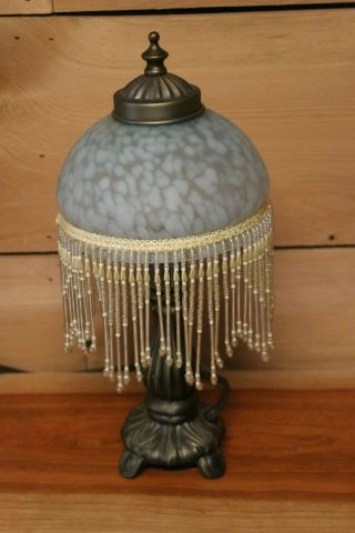 VINTAGE ART DECO MORNING GLORIES TABLE LAMP WITH FROSTED GLASS WITH BEADED SHADE 4