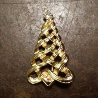 Vintage Avon Christmas Tree Gold Tone Pin