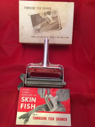 Vintage Townsend Fish Skinner With Box And Directions