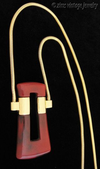 Vintage Old Trifari Signed Gold Brick Red Modernist Lucite Pendant Long Necklace