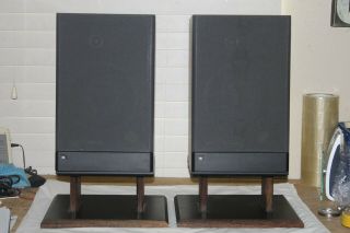 Vintage Jbl 62 Audiophile 2 - Way Bookshelf Speakers W/original Stands
