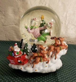 Grandma Got Run Over By A Reindeer Snow Globe Winter Christmas Vintage Santa