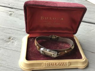 1930 - 40’s Art Deco Bulova Ladies Wrist Watch Bakelite Band &red Velour Box -