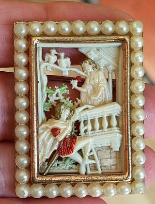 Vintage French Art Deco Jewellery Celluloid Romeo & Juliet Picture Brooch Pin