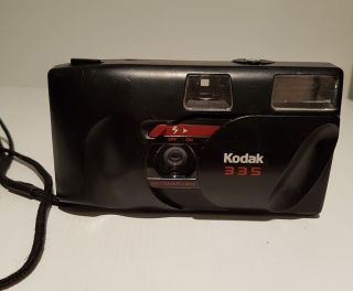 Vintage Retro Kodak 335 Electronic Flash 35 Mm Camera With Strap