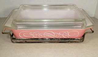 Vintage Pyrex Casserole 2 Qt Pink Scroll Dish W/ Metal Stand And Lid