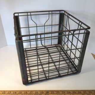 Vintage Flav - O - Rich Dairy Metal Milk Crate Primitive Wire Crate Display