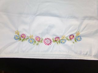 1 Vintage White Standard Size Floral Hand Embroidered Pillow Twin Case Retro