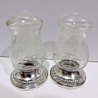 Vintage Signed Quaker Silver Co Salt/pepper Shakers Sterling Silver Etched Glass