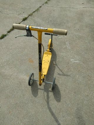 Vintage Honda Kick - N - Go Scooter Yellow