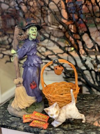 Vintage Miniature Dollhouse Artisan Halloween Sculpted Witch Basket Candy Cat