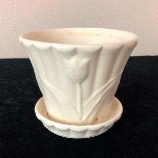 Vintage Mccoy Usa Pottery Matte White/ivory Tulip Large 6 " Flowerpot