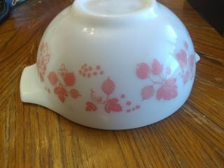 Vintage Pyrex 443 Pink Gooseberry 2 - 1/2 Qt Cinderella Mixing Bowl