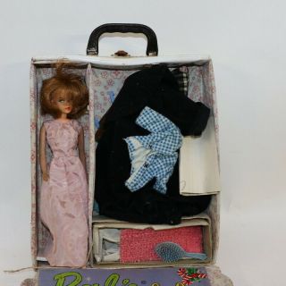 Barbie Doll White Carrying Case Trunk Vinyl Vintage 1963 With Barbie & Clothes 4